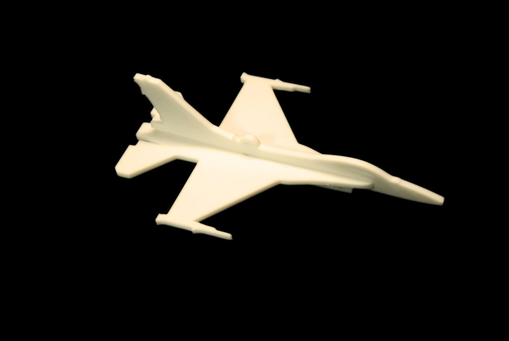 F-16 Fighter Jet Assembly Kit