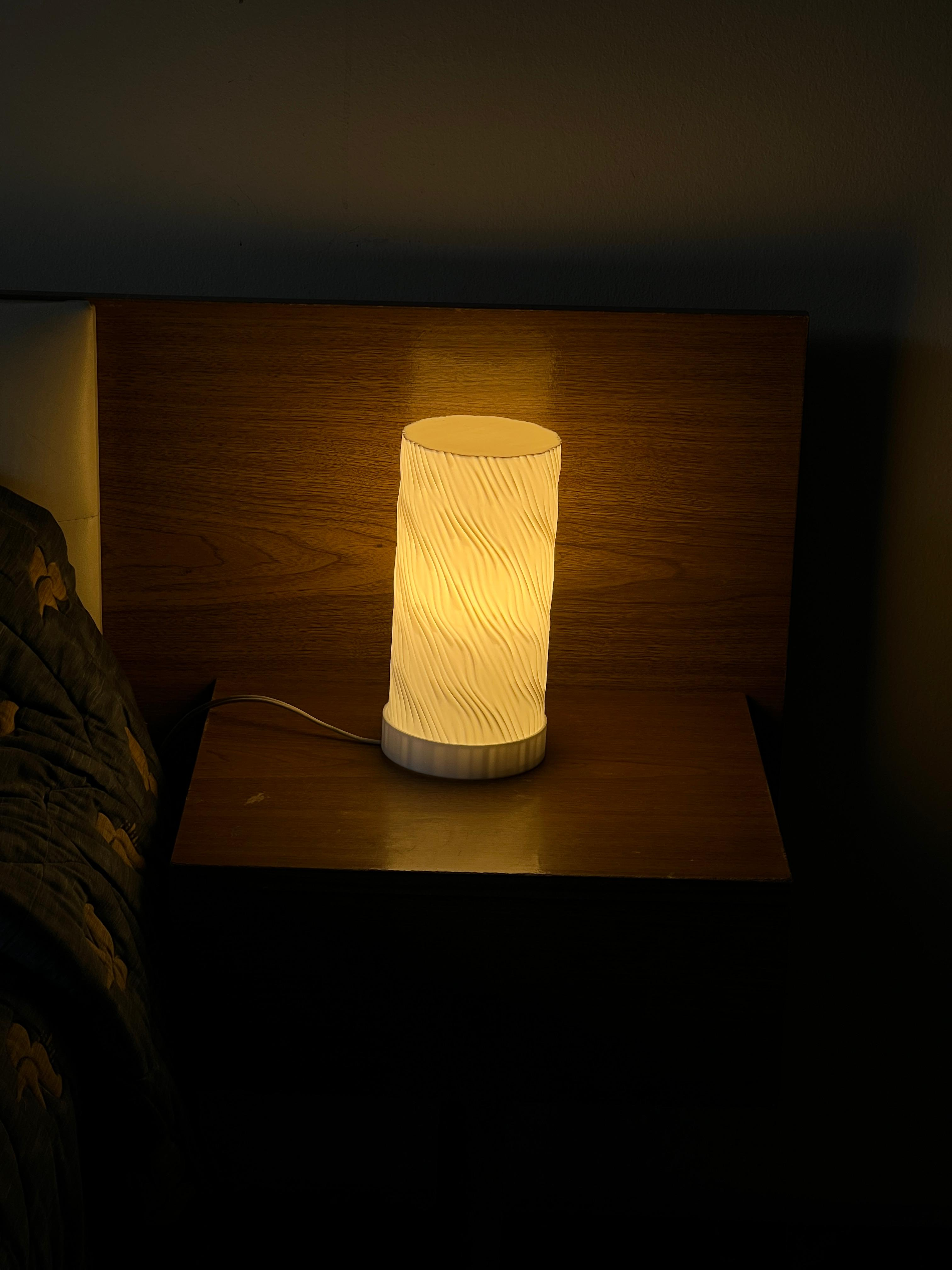 Wavy Lamp